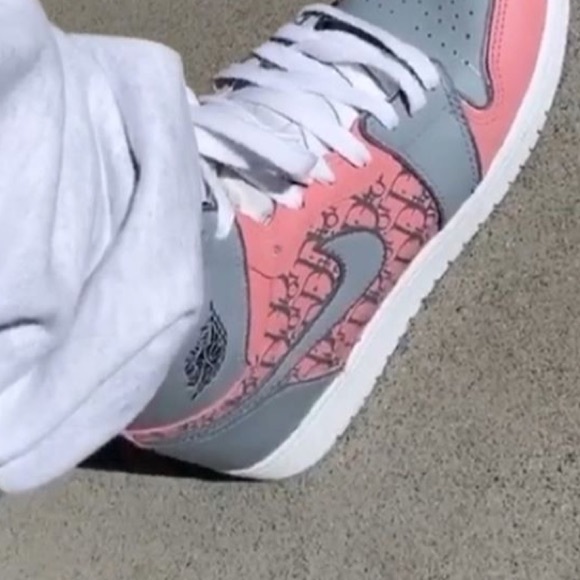 Meet your Posher, Kyle - Picture 1 of 1